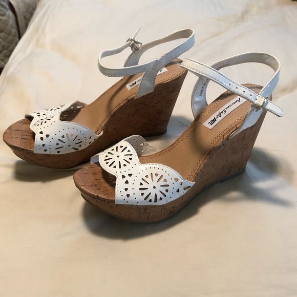 American Eagle Wedges - Picture 4 of 4